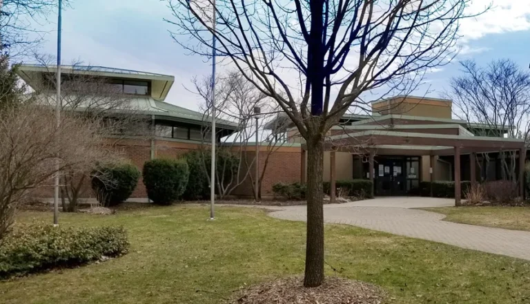 uxbridge council town hall