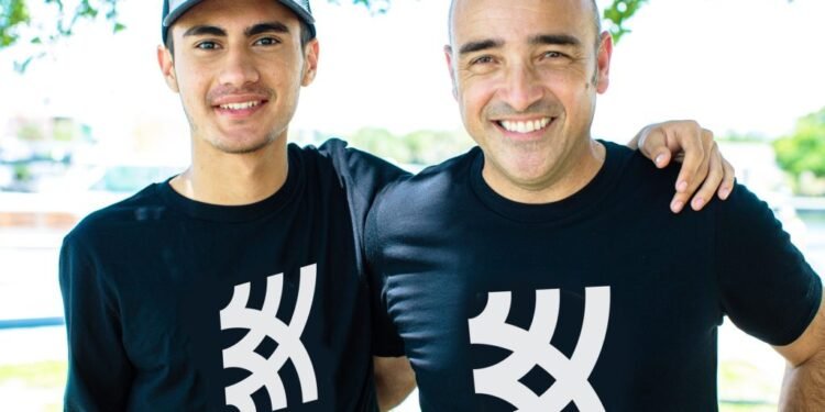 fc8ce324f33d49e9a5b82238a687ccd9 bbbsa 2019 boy big brother hugo and little brother luis 1487 1024x682