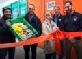 New Windmill Farms and Heartee Partnership Signals Growth in Ontario Mushroom Industry Ribbon cutting with the Mayor of Scugog and executives from Windmill Farms and Heartee holding a crate of fresh mushrooms.