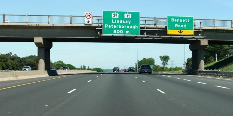 hwy401 1372 xlg 1024x768
