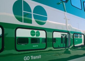 lakeshore east go trains 1 1024x524
