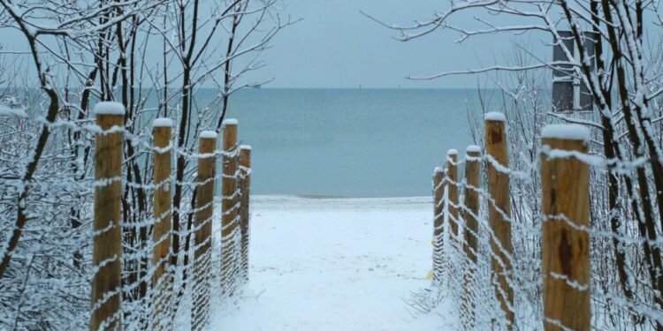 Frigid Weekend Ahead: Southern Ontario Wind Chills Could Feel as Cold as −18 C weekend weather ontario jan 3 4 1024x576