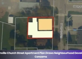 Bowmanville Green Road Townhouses Raise Infrastructure and Environmental Concerns bowmanville church street apartment plan draws neighbourhood development concerns